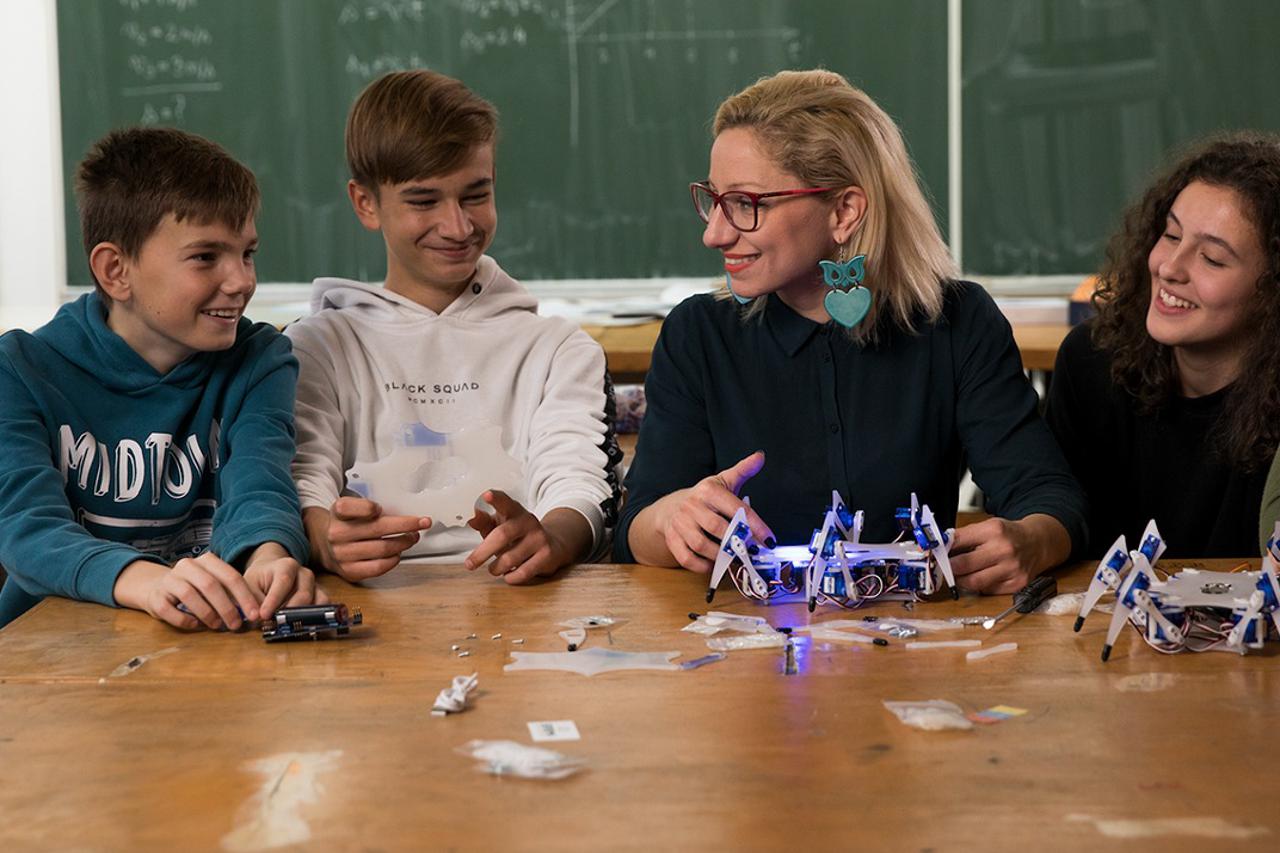 Izgradi Školu budućnosti