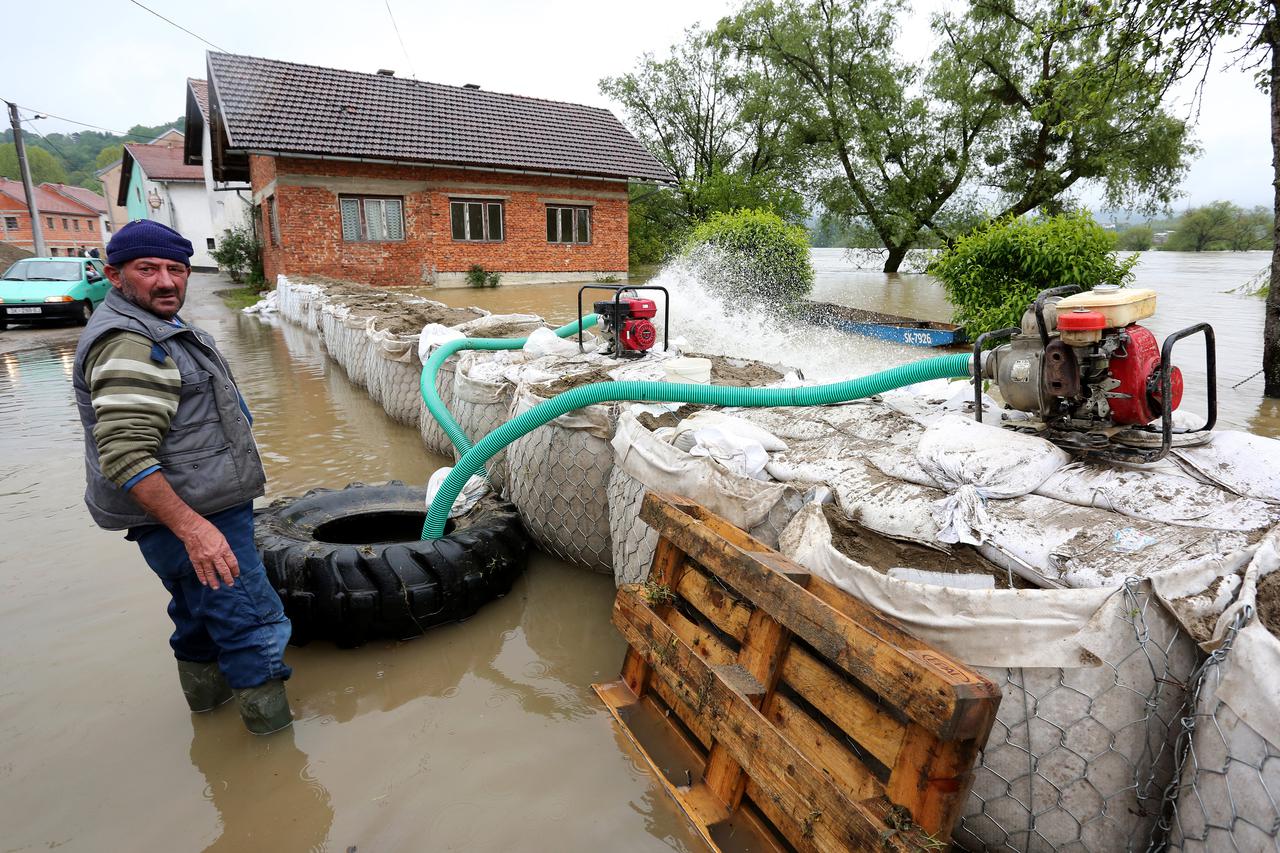Poplava u Hrvatskoj Kostajnici