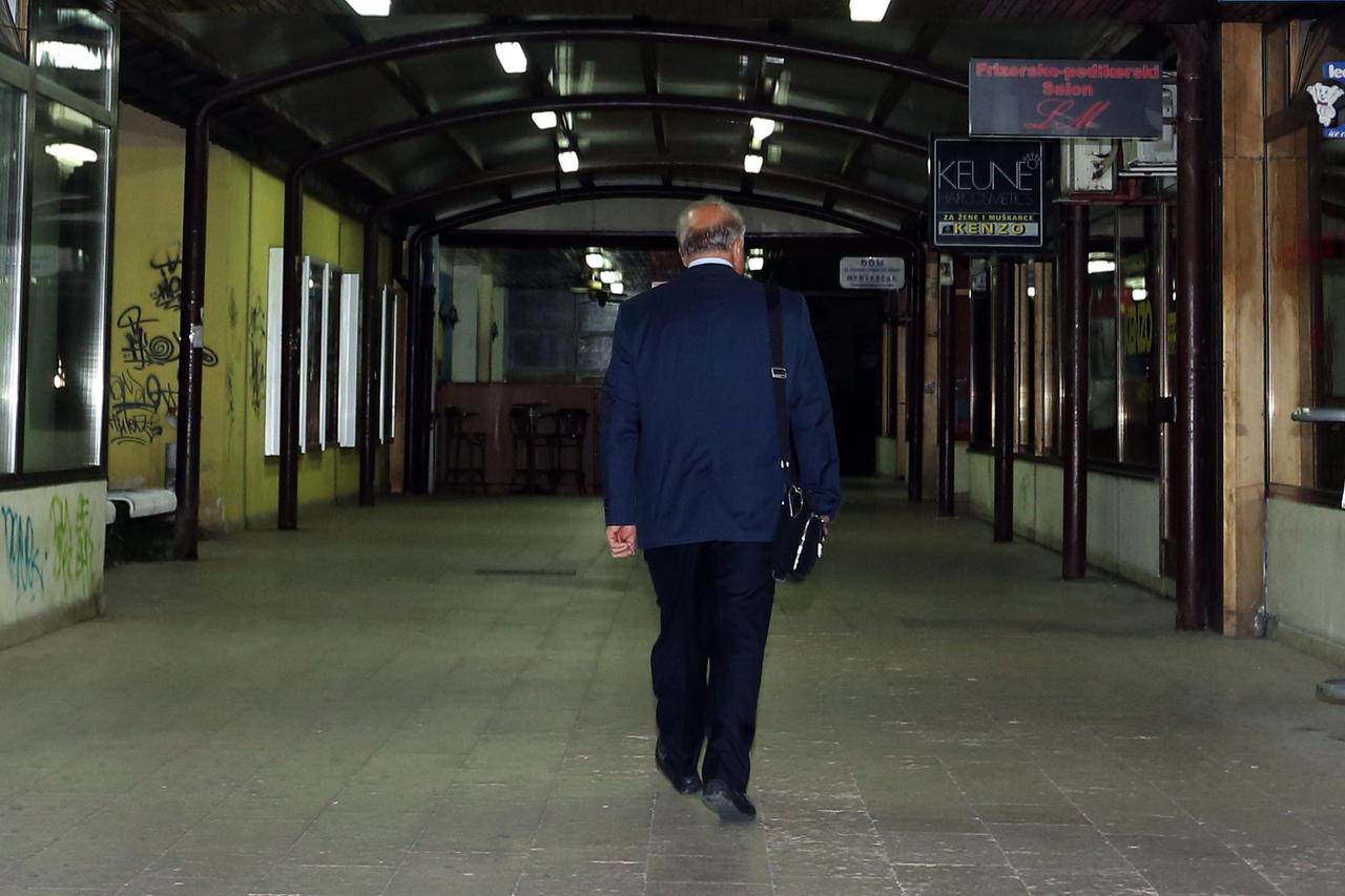 Slavko Linić odlazi nakon izbacivanja iz stranke