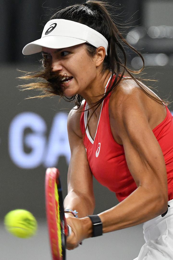 Varaždin - Billie Jean King Cup, playoff skupina D, Hrvatska - Češka. Petra Marčinko u meču protiv Nikole Bartunkove