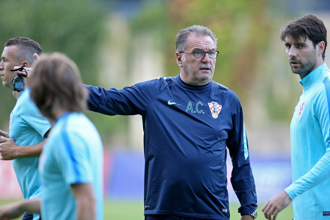 02.09.2016., Zagreb - Na stadionu Hitrec-Kacijan odrzan je trening hrvatske nogometne reprezentacije uoci kvalifikacijske utakmice za Svjetsko prvenstvo protiv Turske. Ante Cacic. Photo: Igor Kralj/PIXSELL