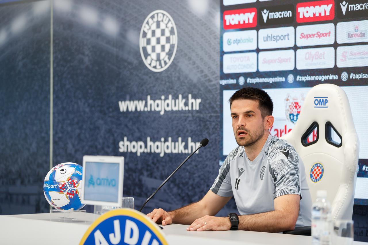 Split: Novi trener Hajduka Jure Ivanković odrzao konferenciju za medije