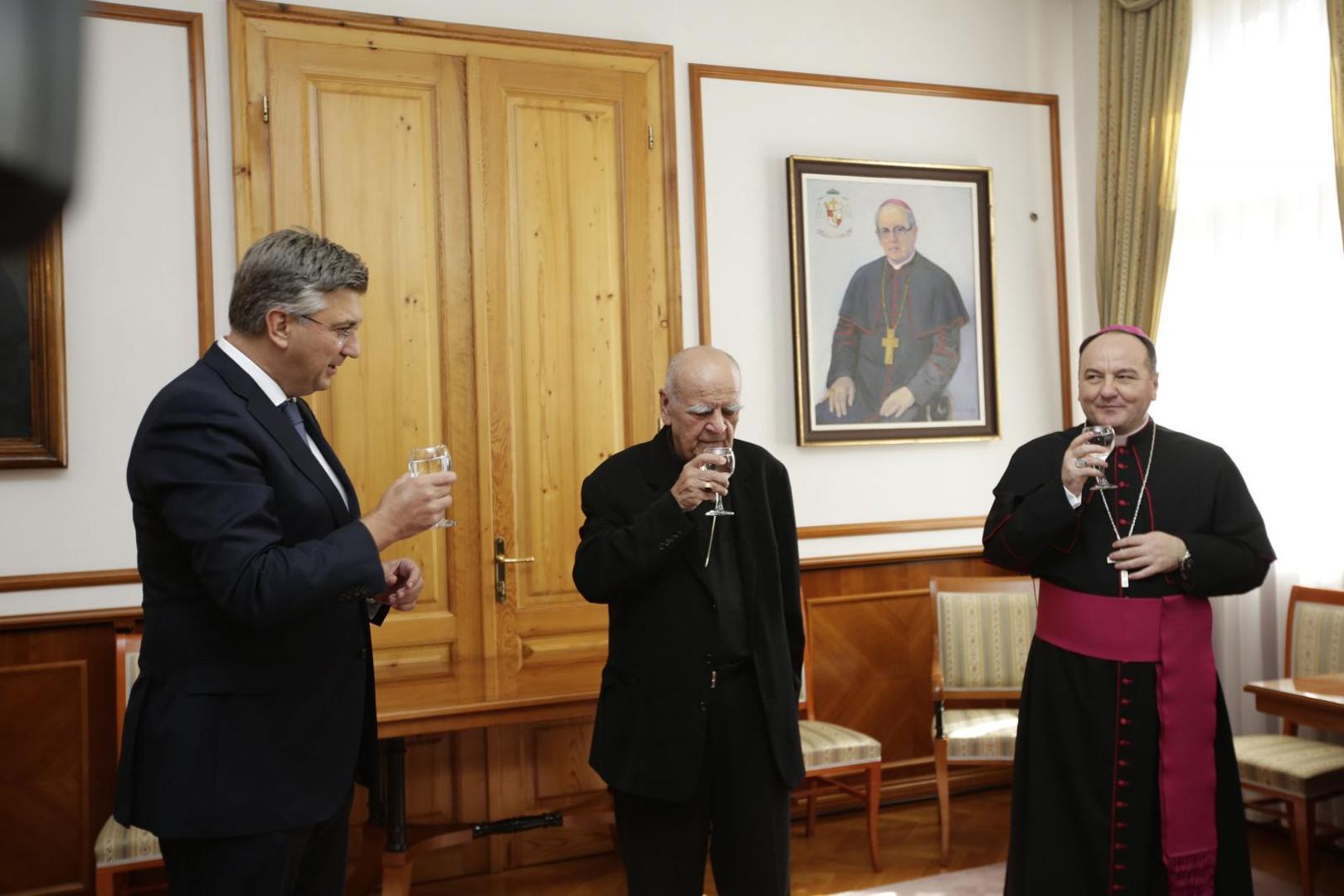 14.09.2020., Mostar - Sastanak Andreja Plenkovica s  biskupima mons. Ratkom Pericem i mons. Petrom Palicem  Photo: Denis Kapetanovic /PIXSELL