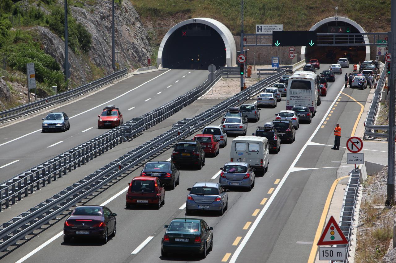 Tunel Sveti Rok