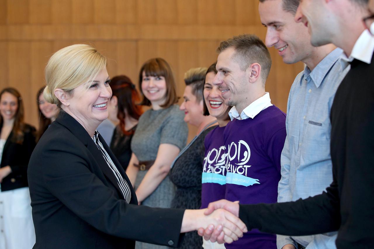 Predsjednica RH Kolinda Grabar-Kitarović primila je izaslanstvo inicijative "Hod za život"