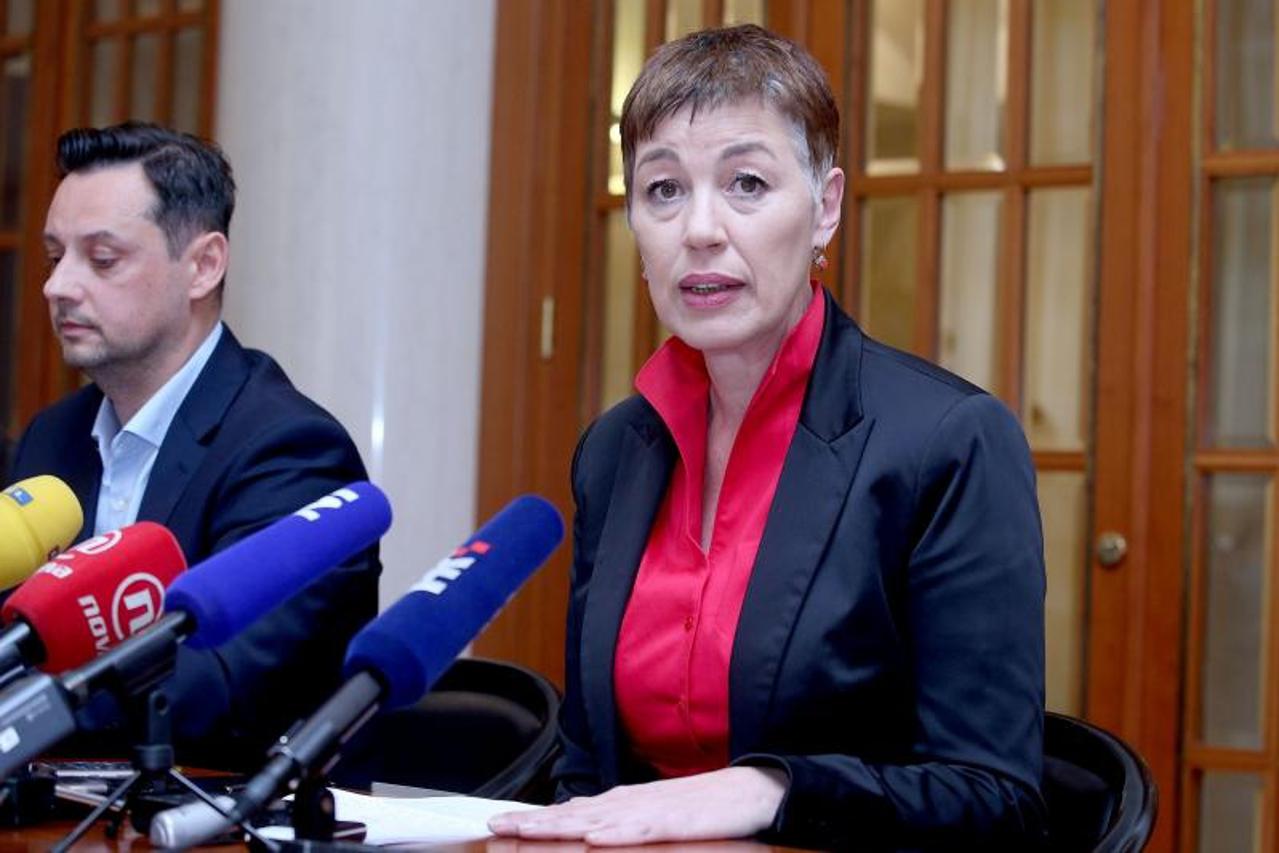 Nansi Tireli