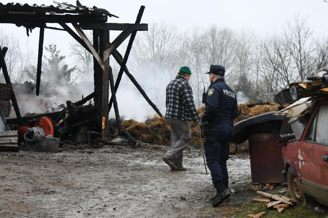 U požaru u Ivanovu Selu izgorio OPG
