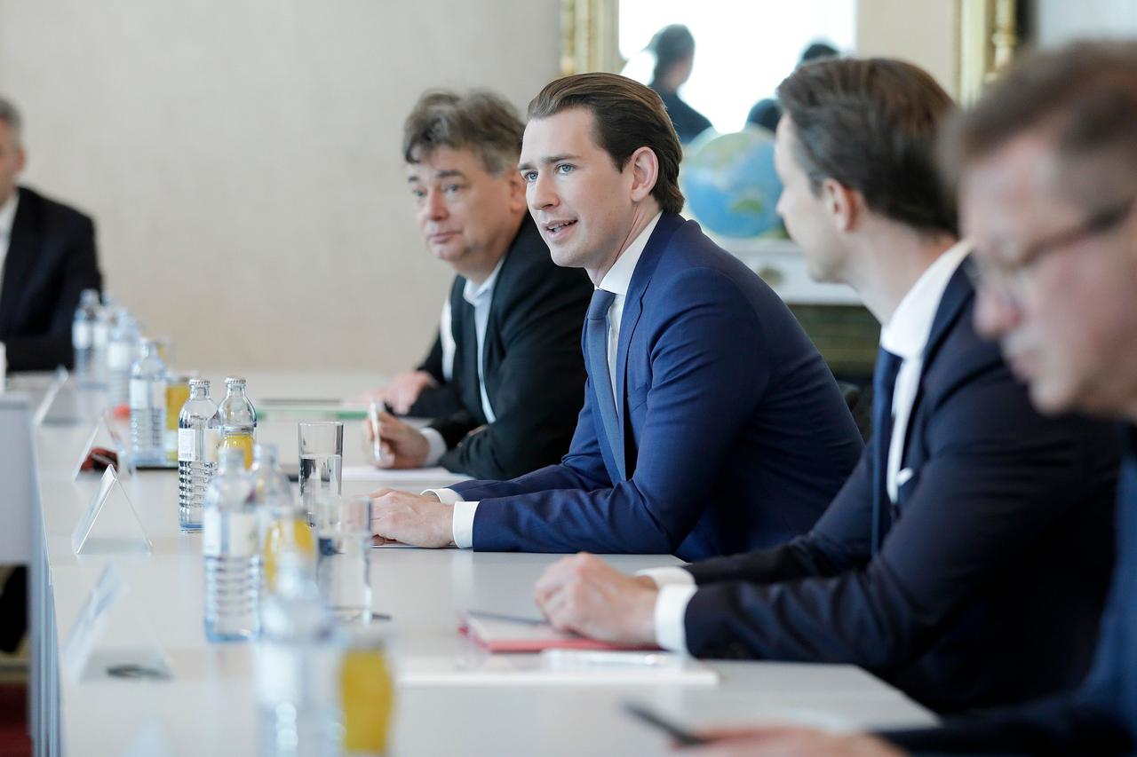 Kancelar Kurz na klauzuri s vladajućom koalicijom