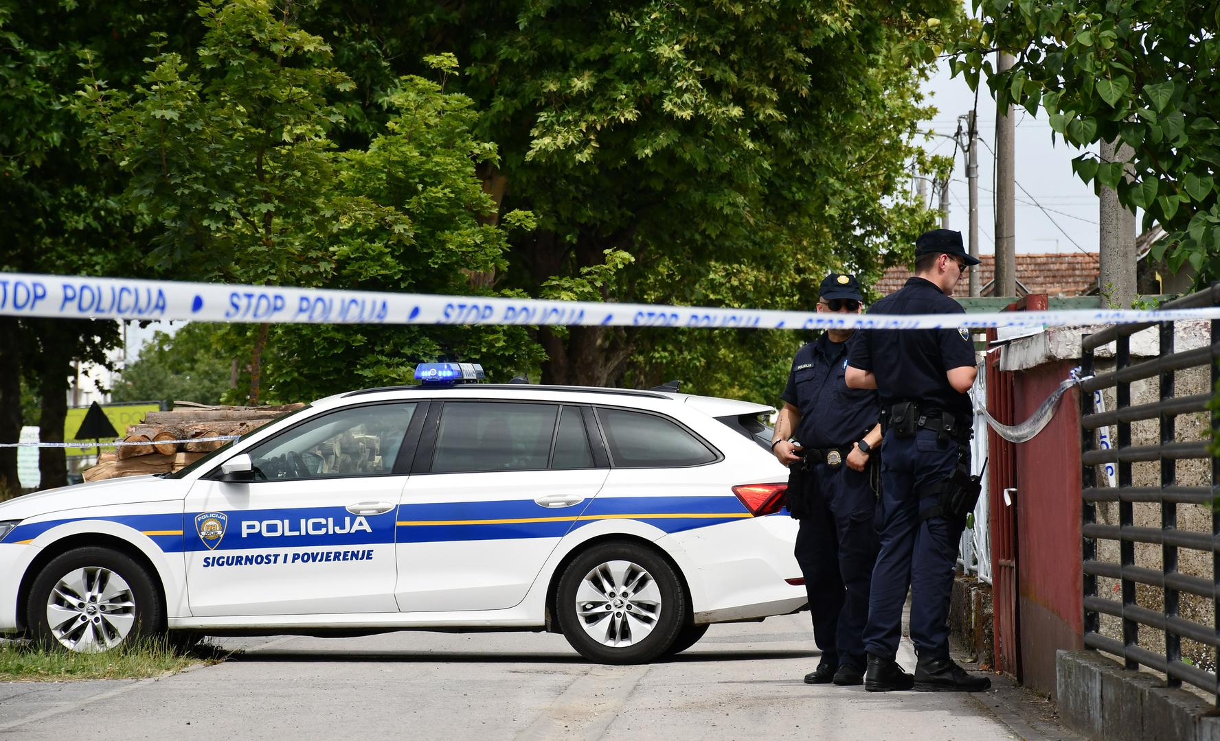 20.06.2024., Slavonski Brod - Dvostruko ubojstvo u ulici Svetog Lovre. Nesluzbeno, sin (45) usmrtio je svoje roditelje. Photo: Ivica Galovic/PIXSELL