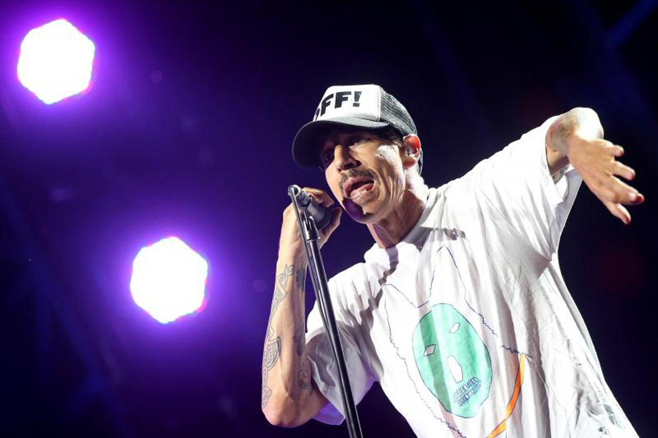 Red Hot Chili Peppers (1)