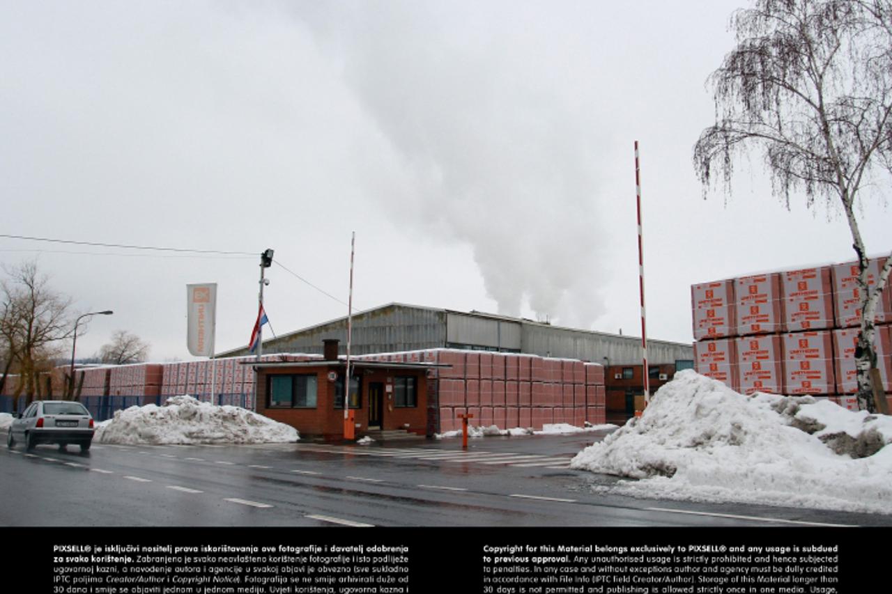 '26.02.2013., Cerje Tuzno - Ciglani Cerje Tuzno ministarstvo zastite okolisa zabranilo je upotrebu petrolkoksa za proizvodnju cigle. Photo: Marko Jurinec/PIXSELL'