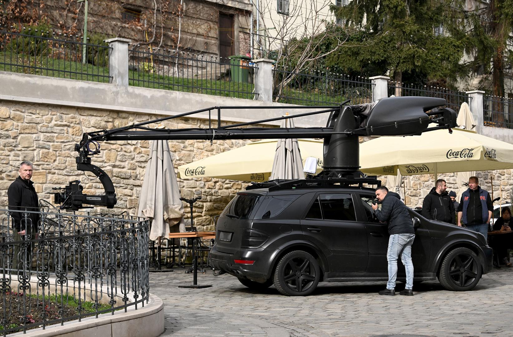 Ulice su sljedeće: Radićeva, Tkalčićeva, Trg Republike Hrvatske (prostor uz Hrvatsko narodno kazalište), Trg bana Josipa Jelačića, Ilica (do Frankopanske), Europski trg, Bakačeva, Kurelčeva, Augusta Cesarca, Pavla Štoosa, Dragutina Rakovca, Masarykova i Teslina.