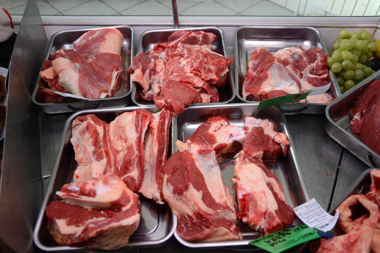 PDV na meso od 01. siječnja 2019. godine smanjen s 25 na 13 posto