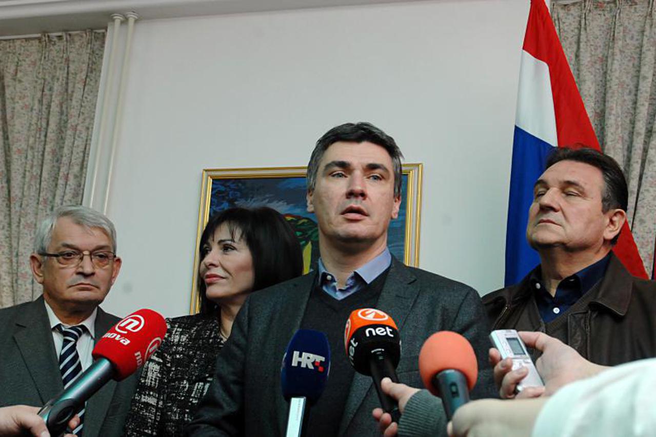 zoran milanović, radimir čačić, sisak,marina lovrić merzel,dinko pintarić (1)