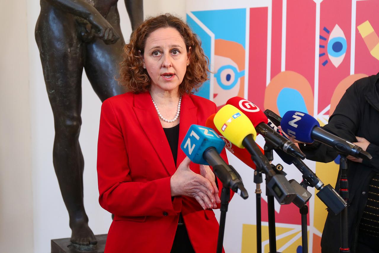 Zagreb: Nina Obuljen Koržinek: Ako je netko kriznu situaciju zloupotrijebio, odgovarat će