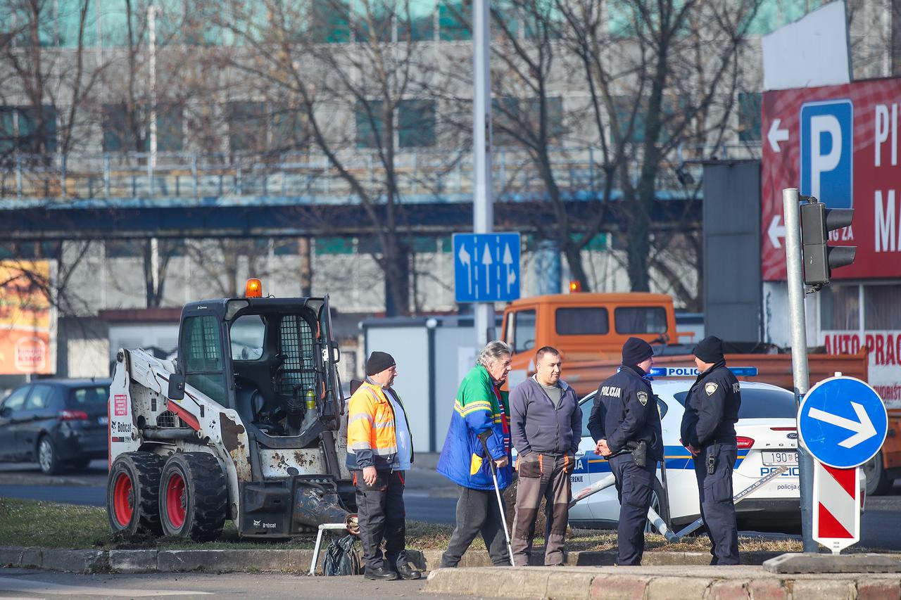 Zagreb: Prometna nesreća na križanju Vukovarske i Savske ulice