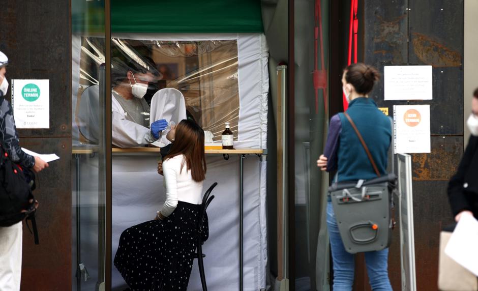 Coronavirus disease (COVID-19) lockdown continues in Vienna