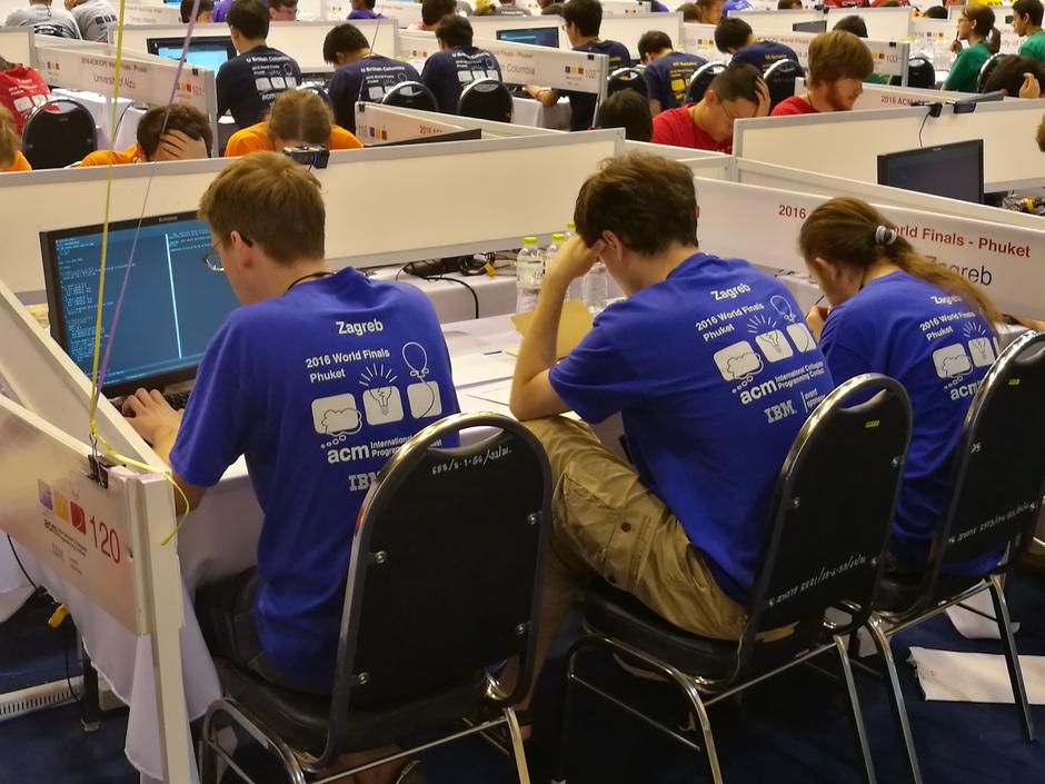 zagrebački brucoši