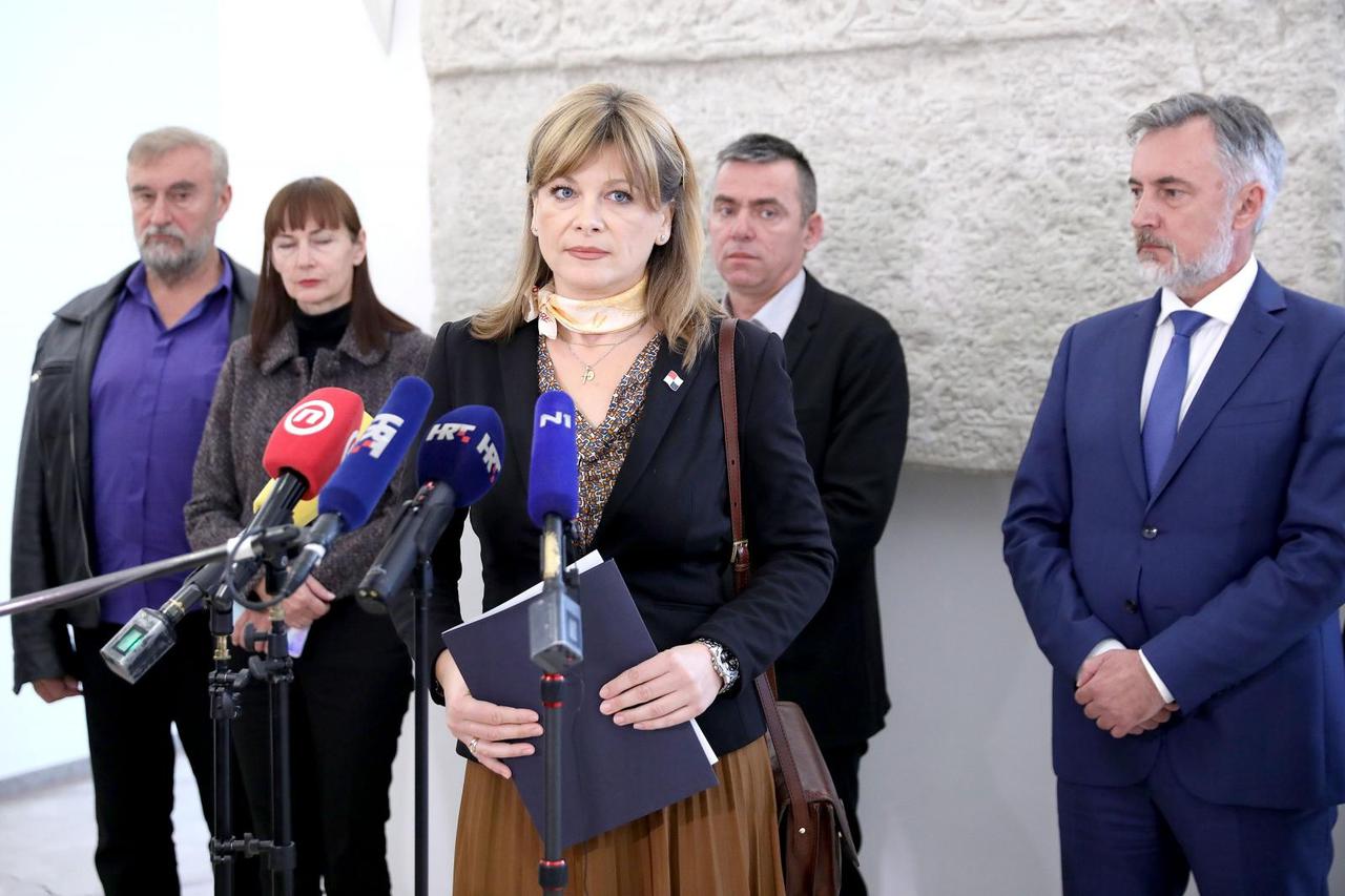 Zagreb: Domovinski  pokret pokrenuo interplaciju o radu Vlade