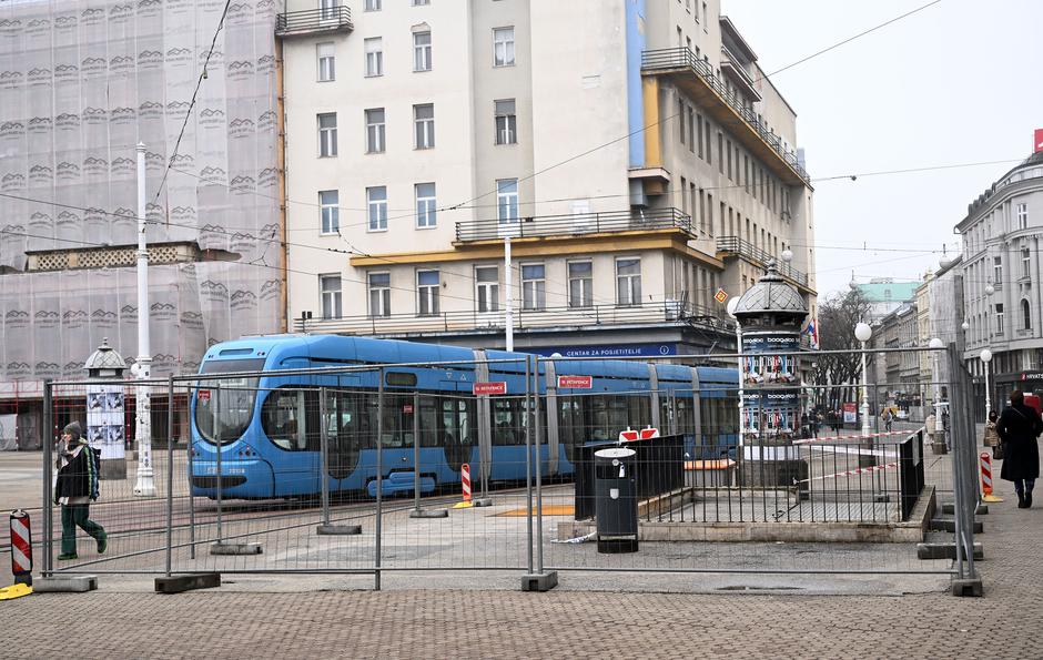 Zagreb:  Bivši  javni WC na Trgu bana Josipa Jelačića