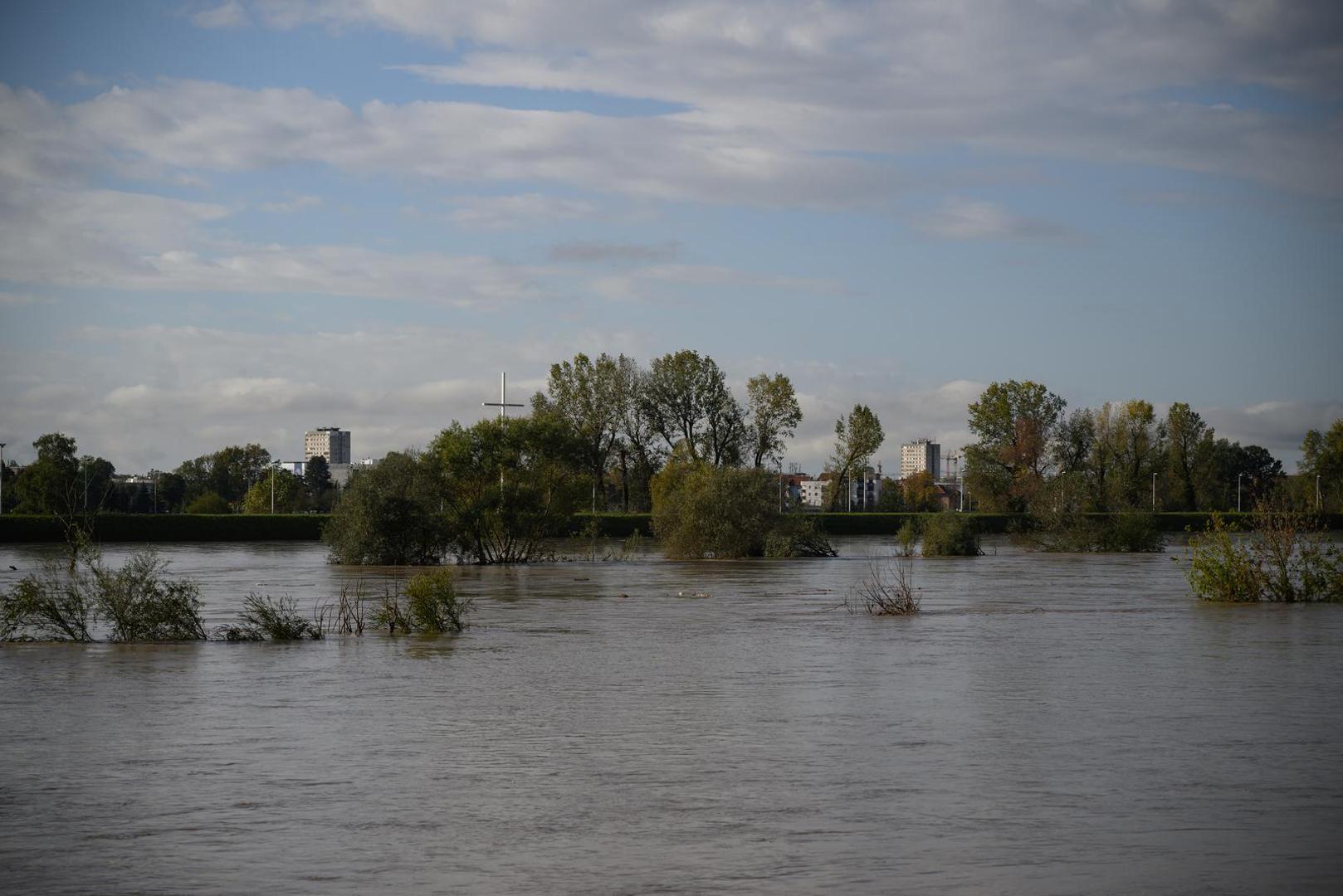 no podsjetimo kako je jedna od najneobičnijih poplava Save bila prije otprilike tri mjeseca. 