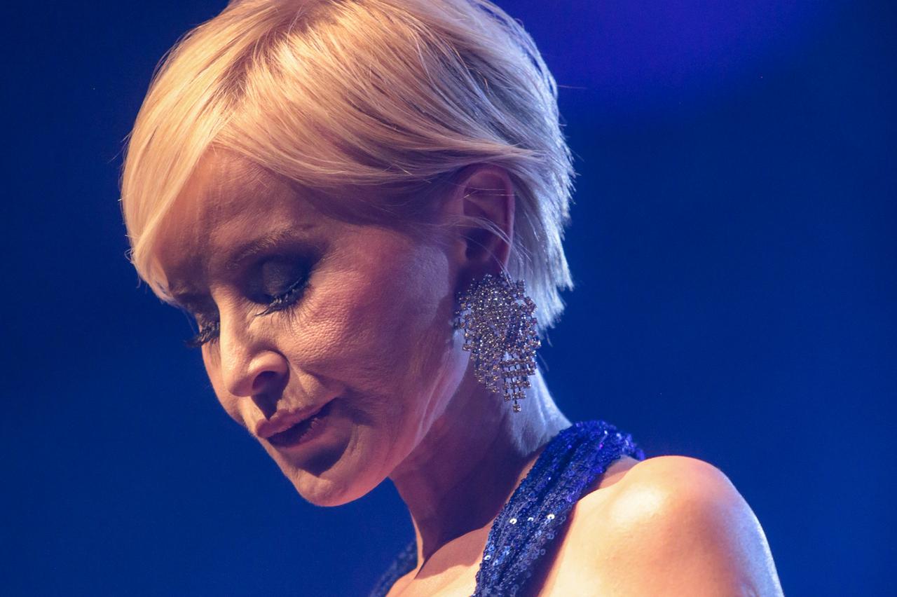 Zagreb: Danijela Martinović održala je božićni koncert u Lisinskom