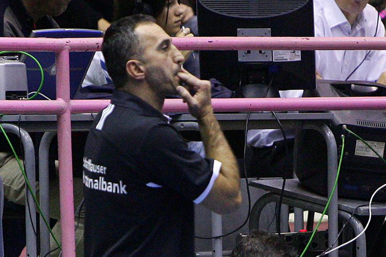 ARHIVA - Zagreb pobijedio švicarski Schaffhausen i osigurao osminu EHF Lige prvaka, 2005.