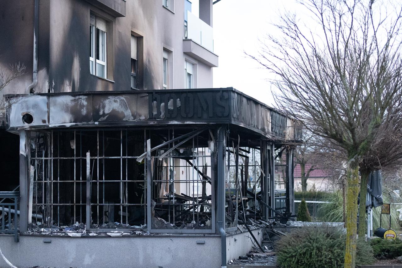 Zagreb: U požaru izgorila pizzerija Doomsday
