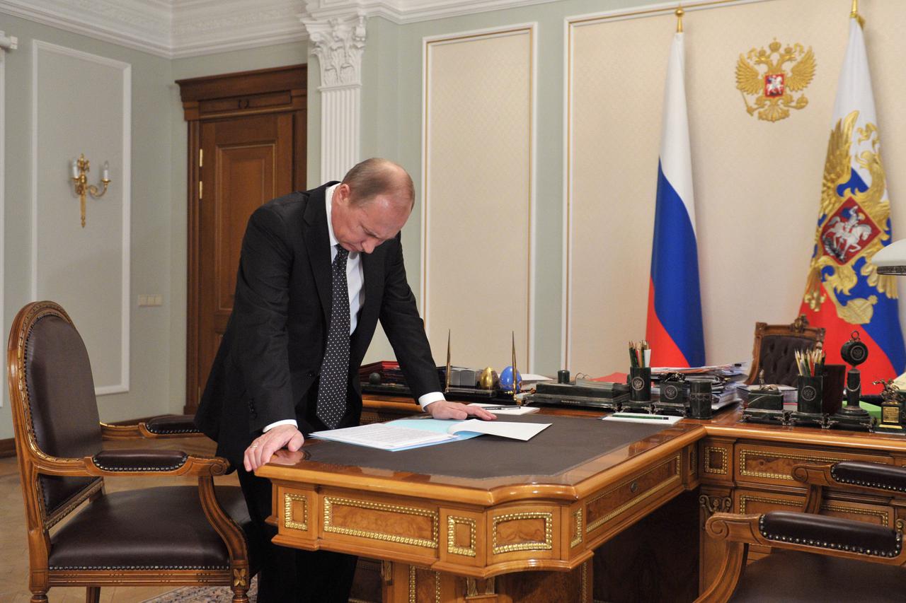 storyeditor/2022-11-02/Putin_91954396328.jpg