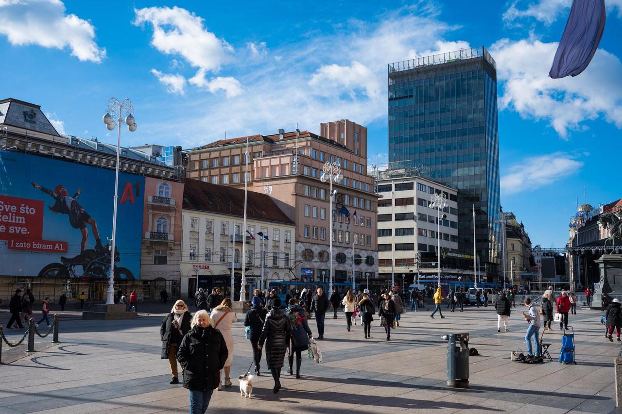 Zagreb: Subotnje prijepodne u centru grada