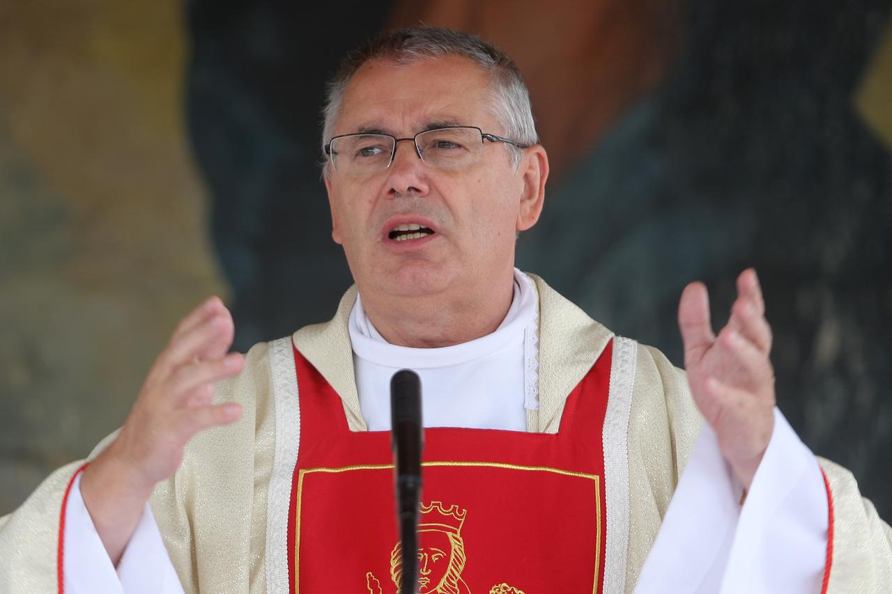 15.08.2013., Zagreb - Misno slavlje povodom blagdana Velike Gospe u zupi Uznesenja Blazene Djevice Marije u Stenjevcu predvodio je mons. Ivan Miklenic.   Photo: Borna Filic/PIXSELL