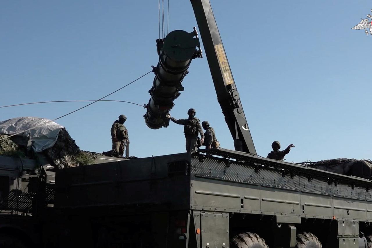 Russia says it starts nuclear military drills