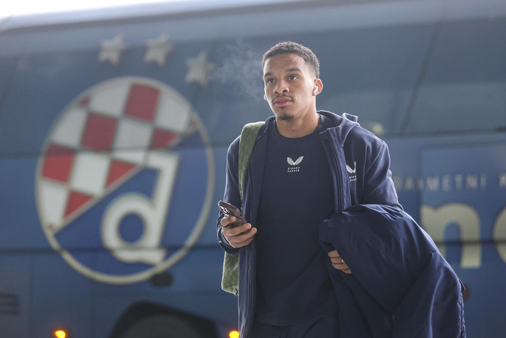 Ovo je popis igrača za Arsenal: Ivan Nevistić, Danijel Zagorac, Ivan Filipović, Stefan Ristovski, Ronaël Pierre Gabriel, Maxime Bernauer, Samy Mmaee, Raul Torrente, Arijan Ademi, Branko Pavić, Martin Baturina, Josip Mišić, Luka Stojković, Lukas Kačavenda, Marko Rog, Marko Pjaca, Juan Cordoba, Nathanael Mbuku, Dario Špikić, Arbër Hoxha, Sandro Kulenović, Mislav Ćutuk, Tomas Baković.