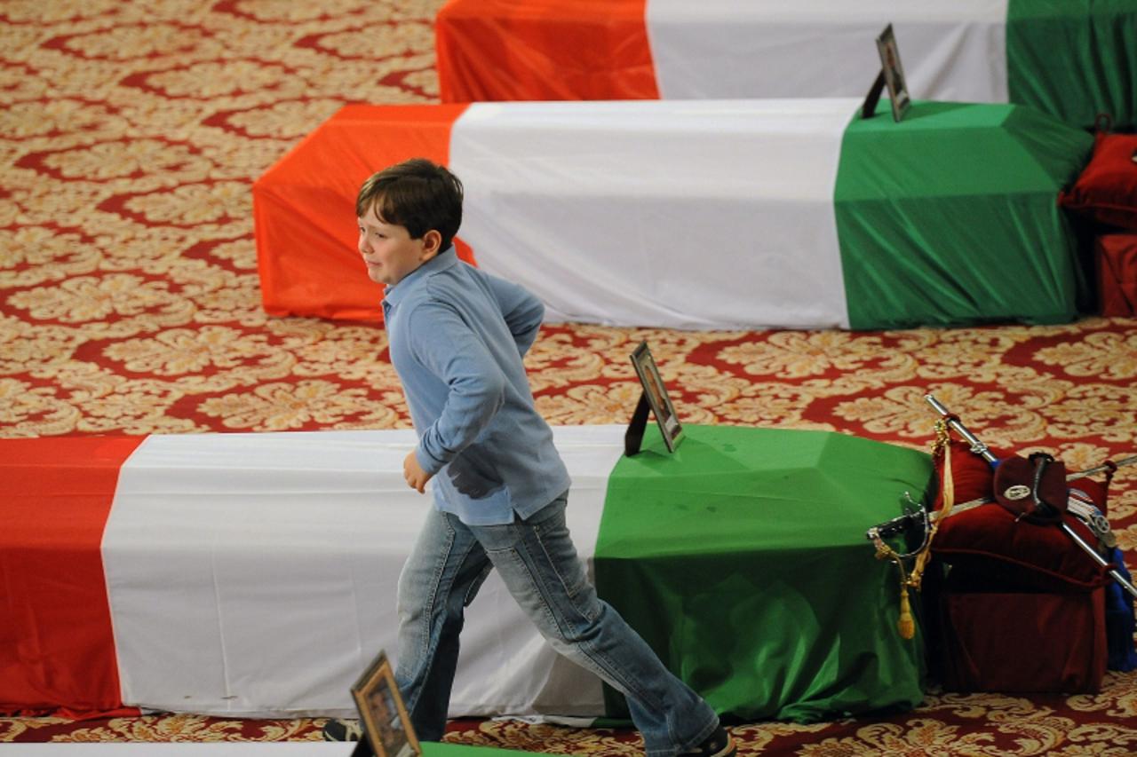 italija, sprovod vojnika