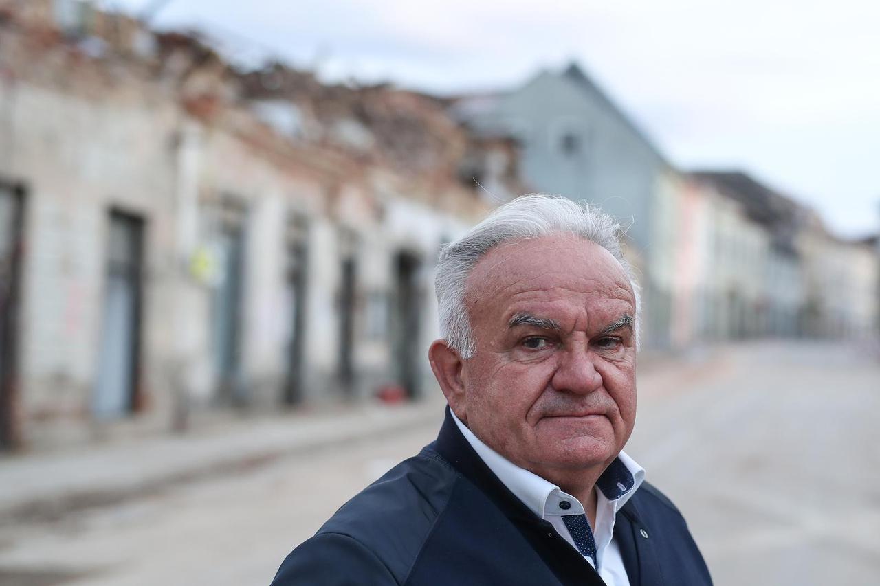 Gradonačelnik Petrinje Darinko Dumbović