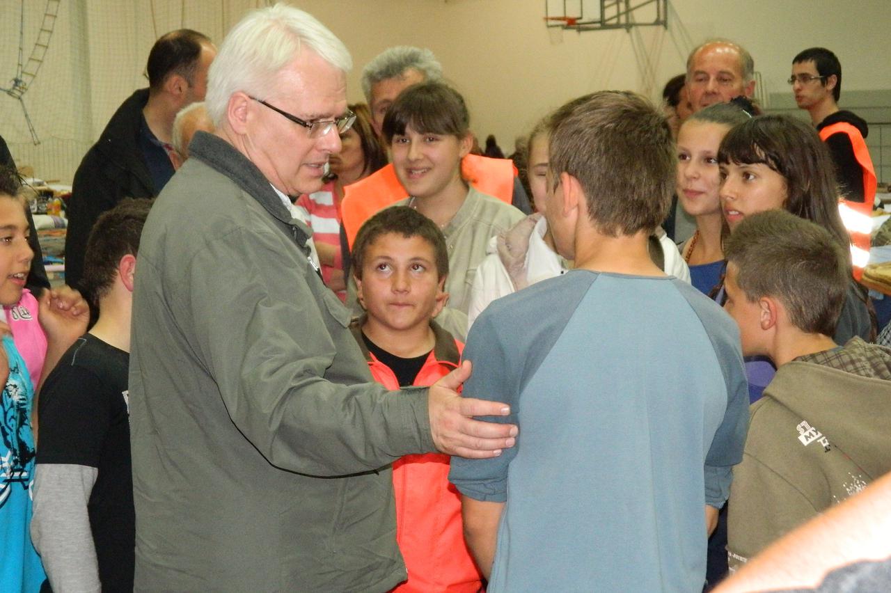 Josipović u Cerni