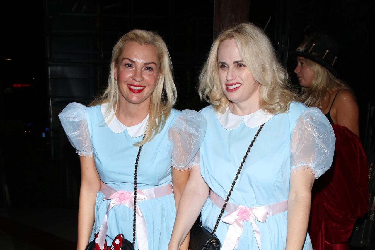 Rebel Wilson i Tamona AGruma