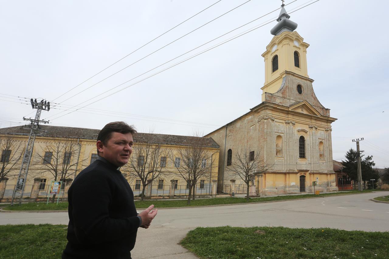 03.03.2016., Bac, Srbija - Mjesto u Vojvodini gdje je prije nekoliko dana napadnut i pretucen opat franjevackog samostana u Bacu Josip Spehar.  Od ukupno oko 16.000 stanovnika opcine Bac, 1200 cine  Hrvati. Franjevacki samostan simbol je opstojnosti Hrvat