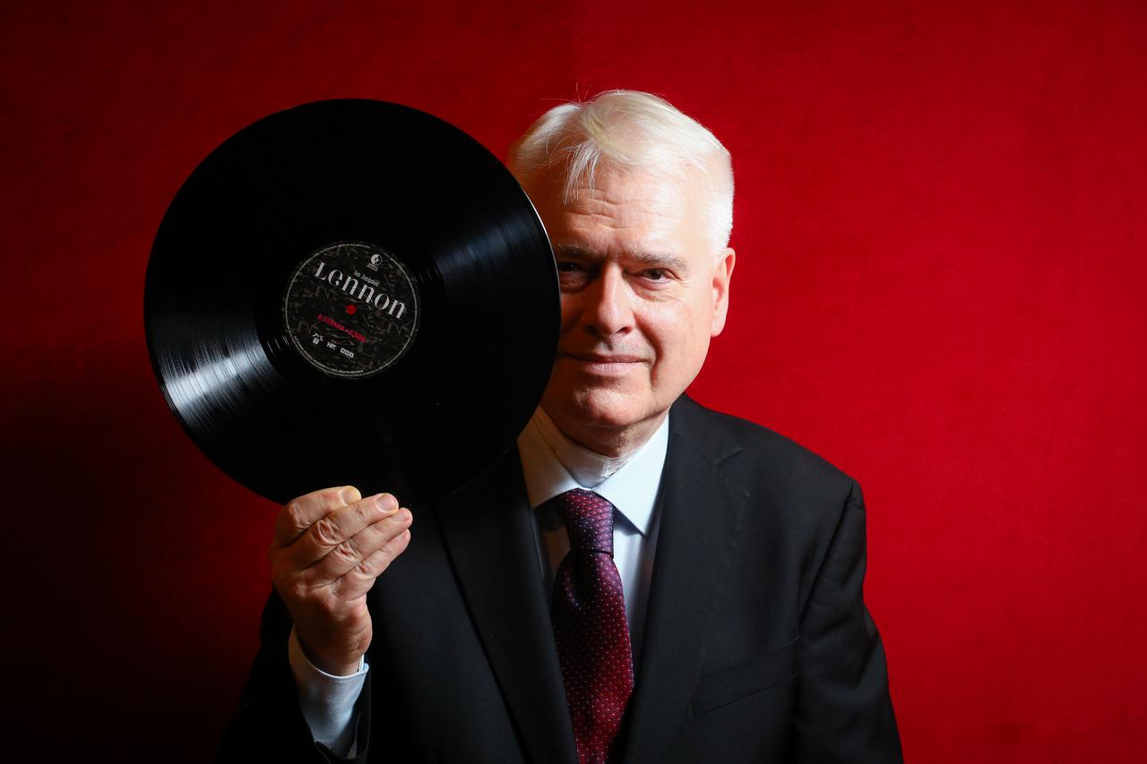 Zagreb: Ivo Josipović na predstavljanju box seta Lennon u HNK