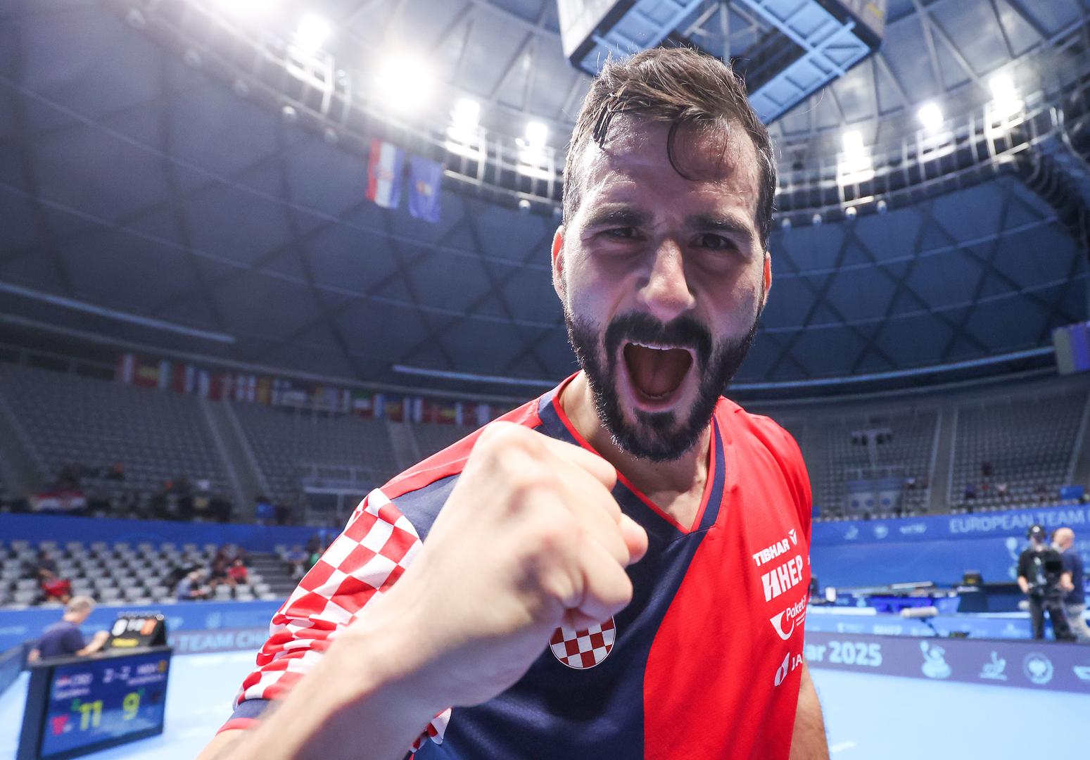 Europsko ekipno prvenstvo u stolnom tenisu Zadar 2025. - Stolnotenisač Andrej Gačina slavi pobjedu u meču protiv reprezentacije Moldavije