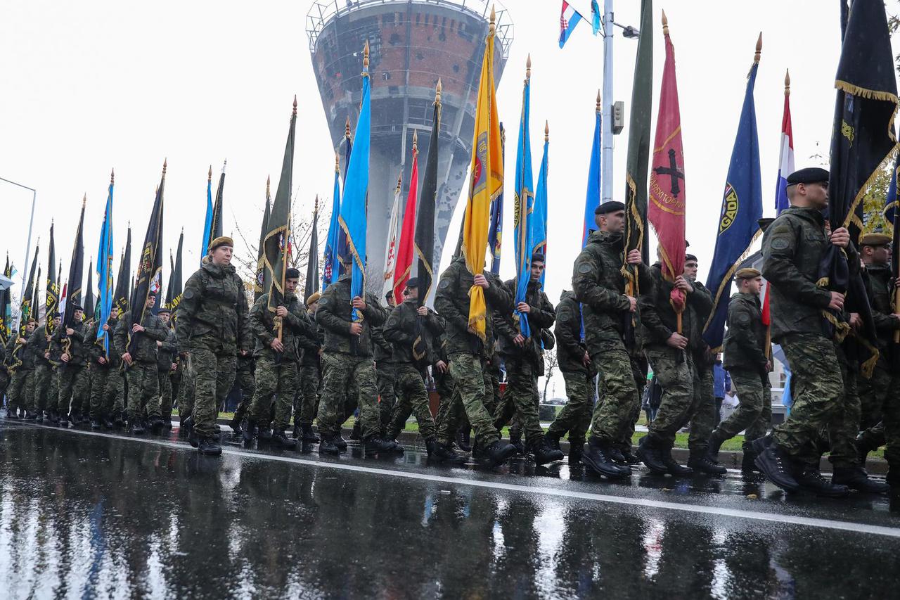 Vukovar: Državnici u koloni Sjećanja
