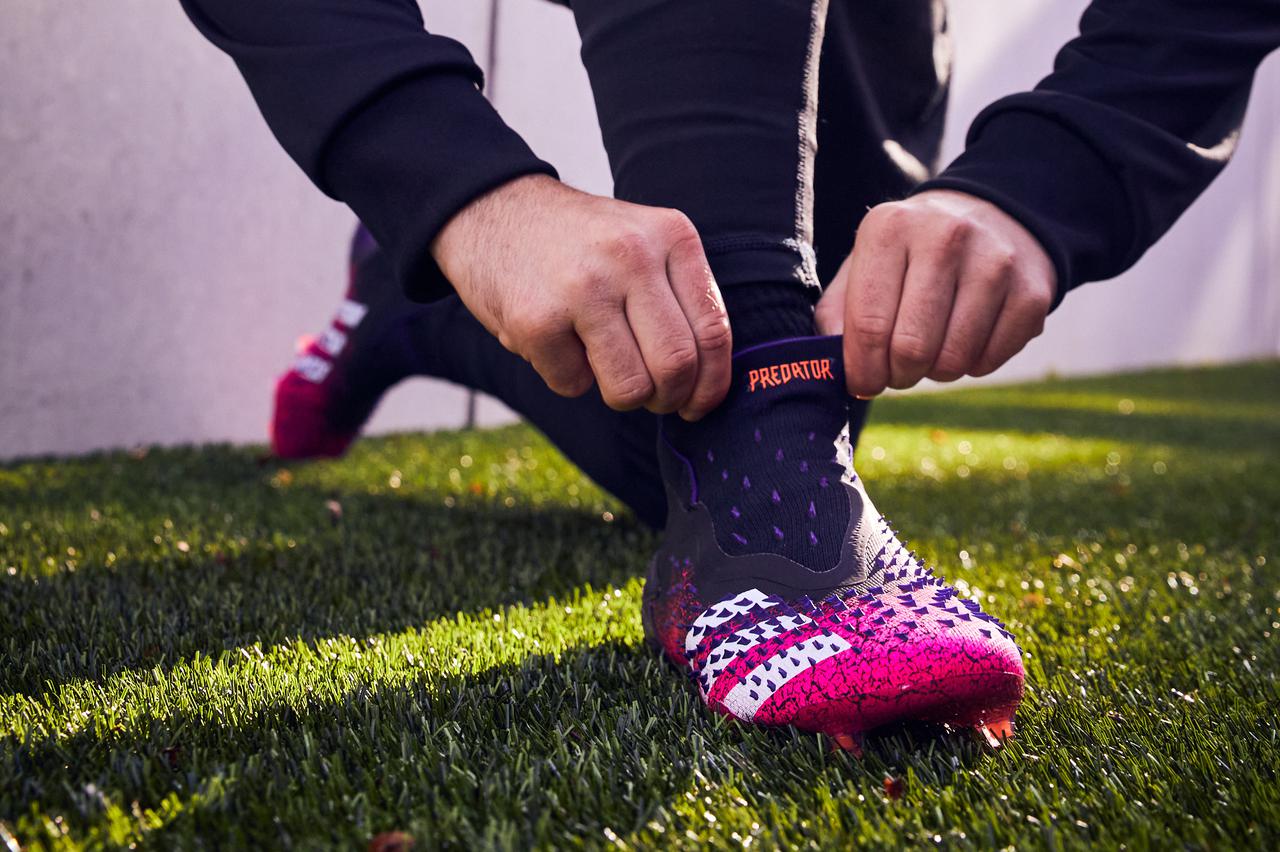 adidas SUPERSPECTRAL