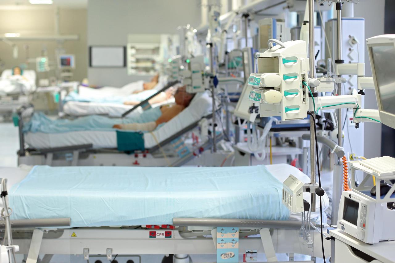Bolnički krevet