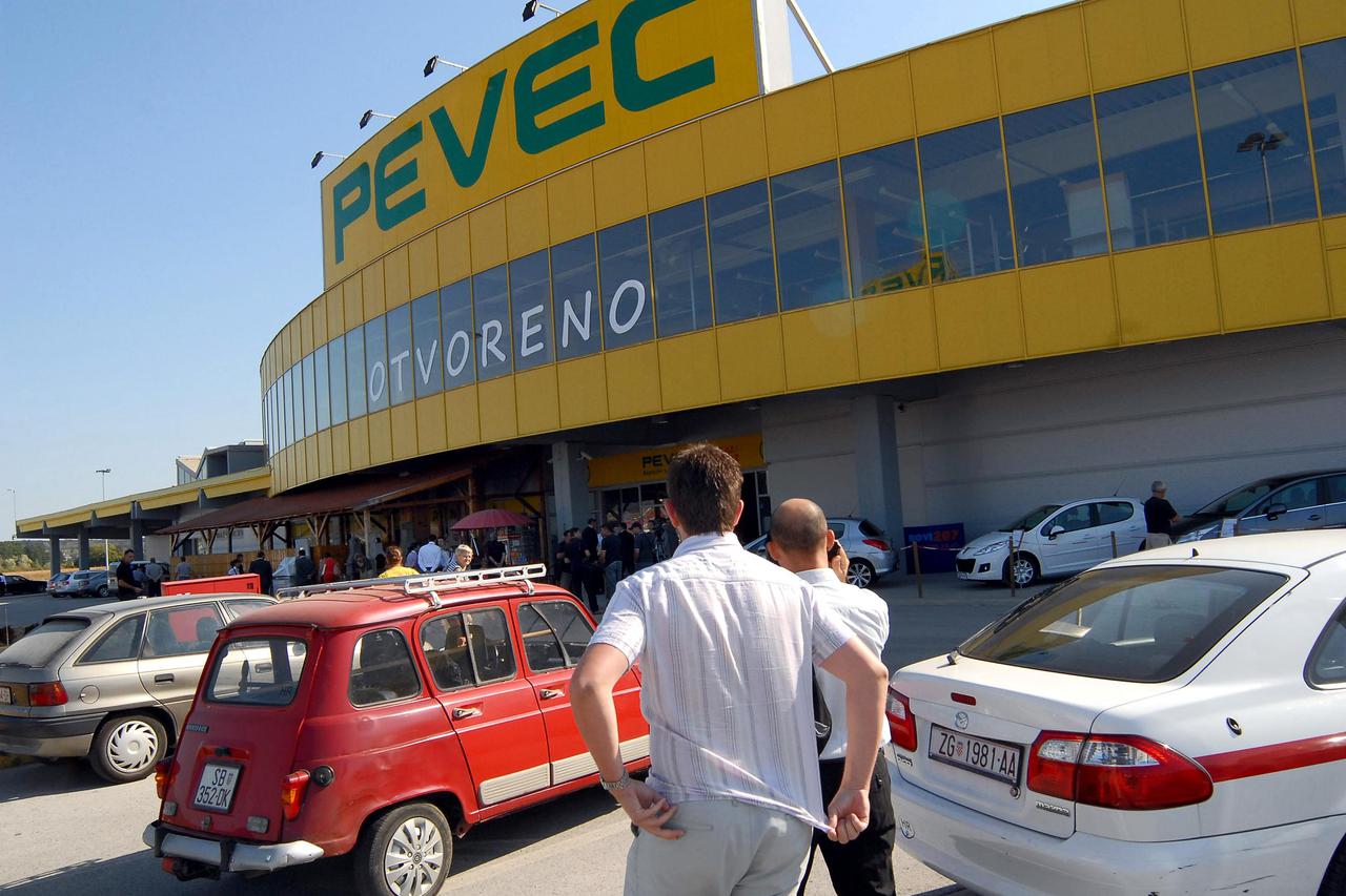 Pevec