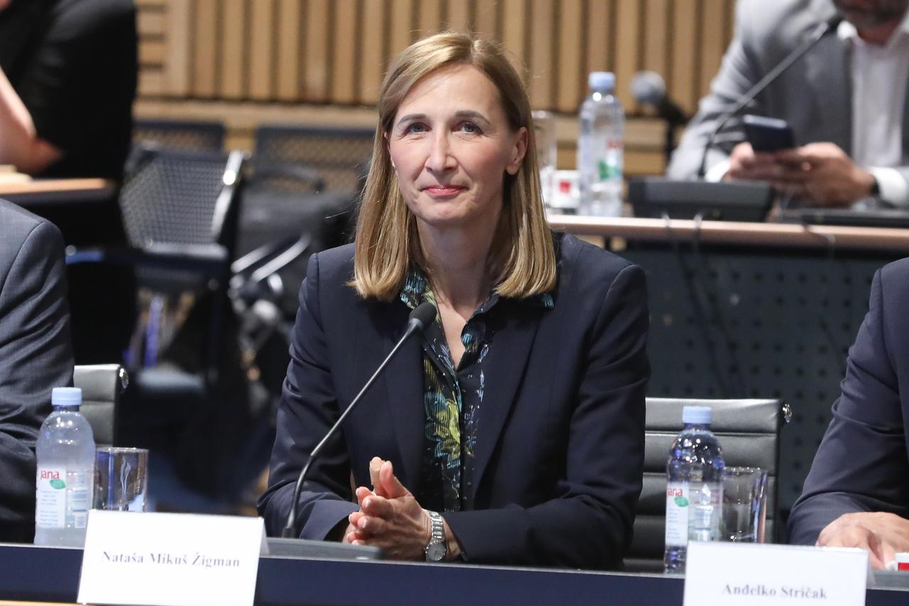 Nataša Mikuš Žigman, nova ministrica regionalnog razvoja i fondova EU, na sastanku sa županima i predstavnicim općina