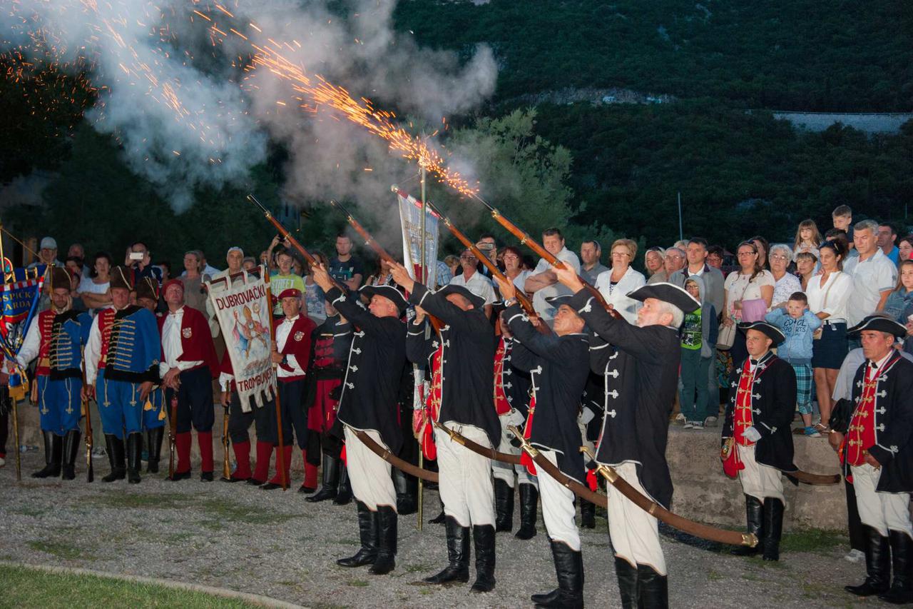 Pomorska bitka u Bakru