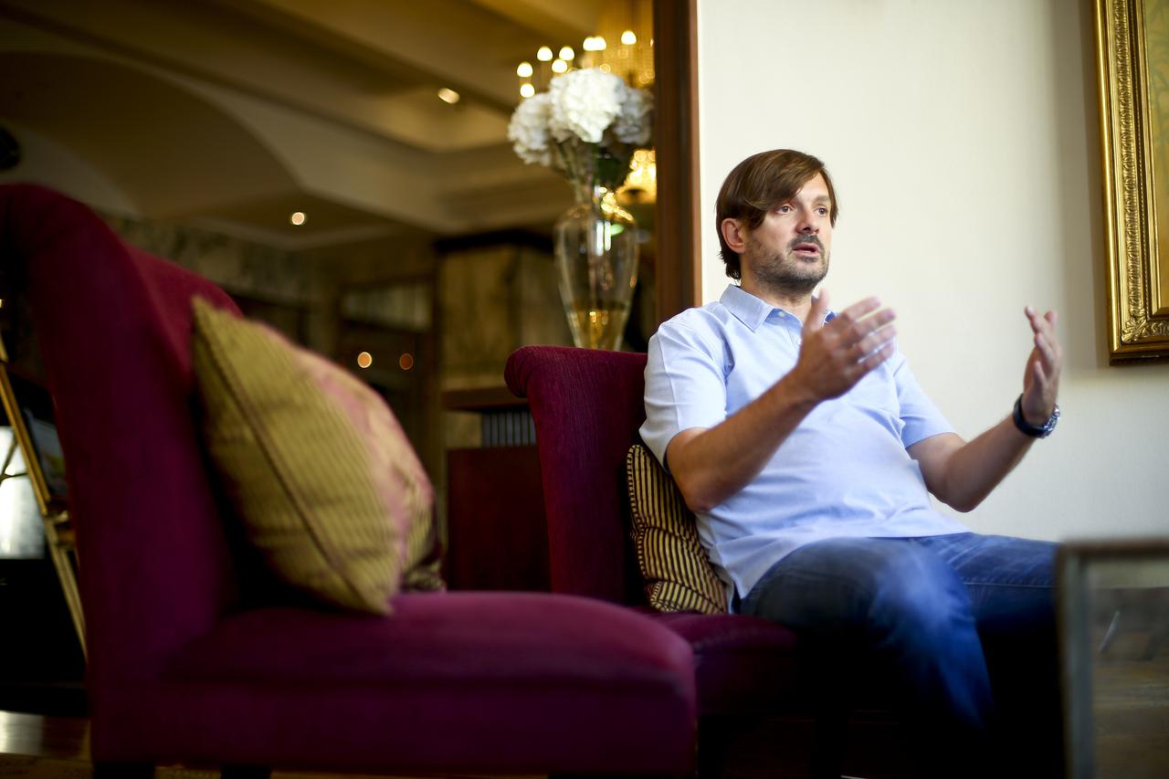 Milan Popović