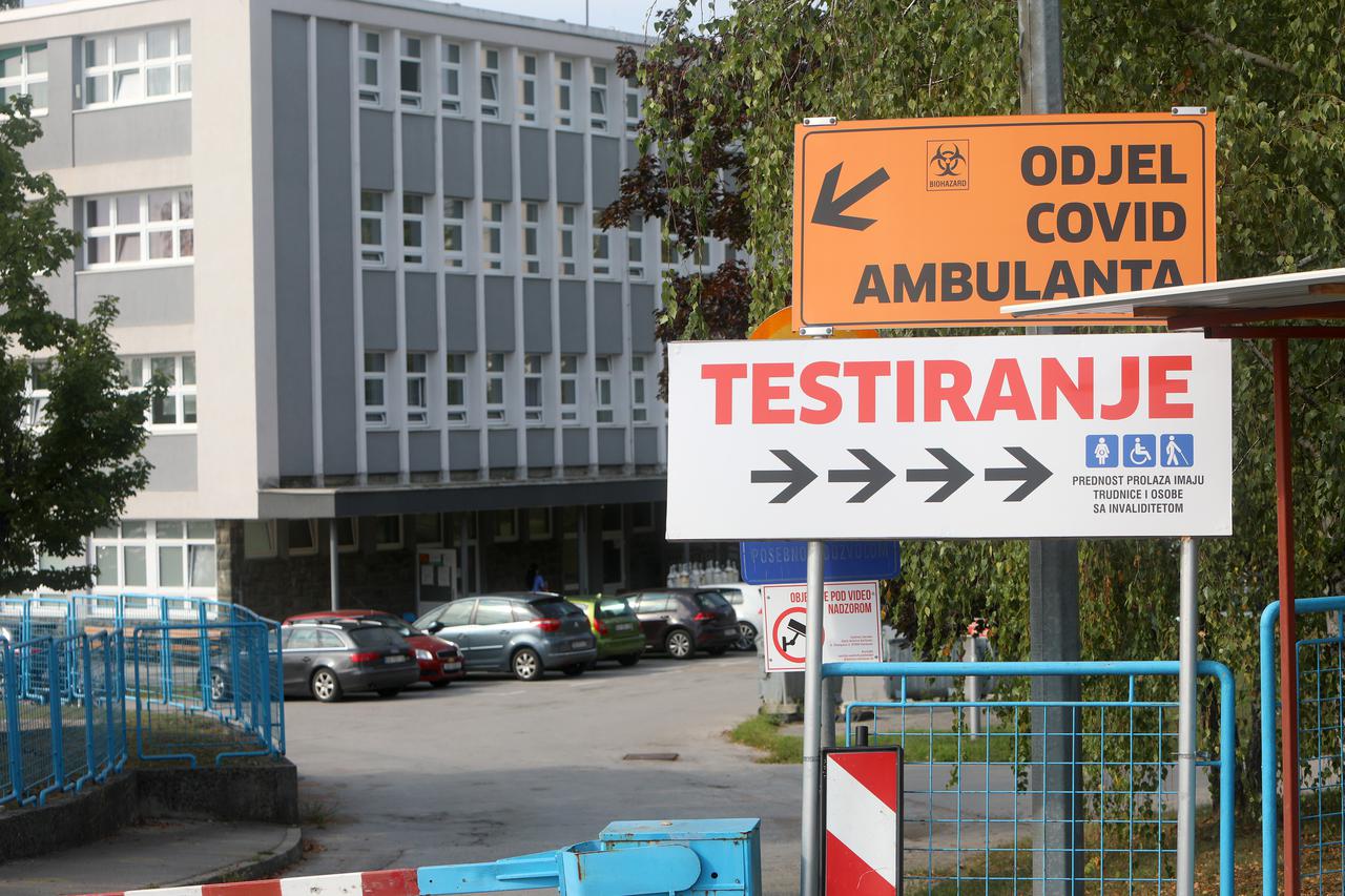 Zgrada Opće bolnice Karlovac u kojoj se nalazi Covid odjel