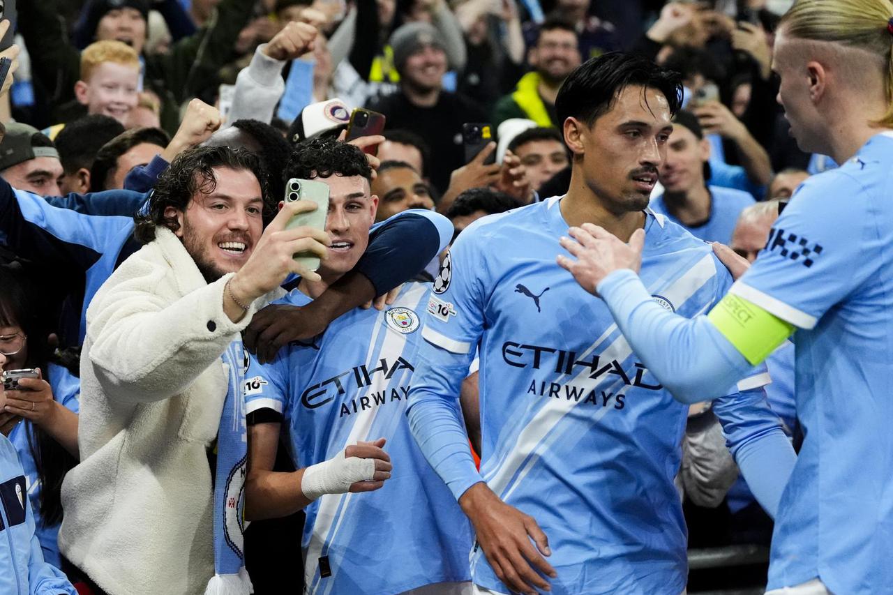 Manchester City v Borussia Dortmund - UEFA Champions League - League Stage - Etihad Stadium