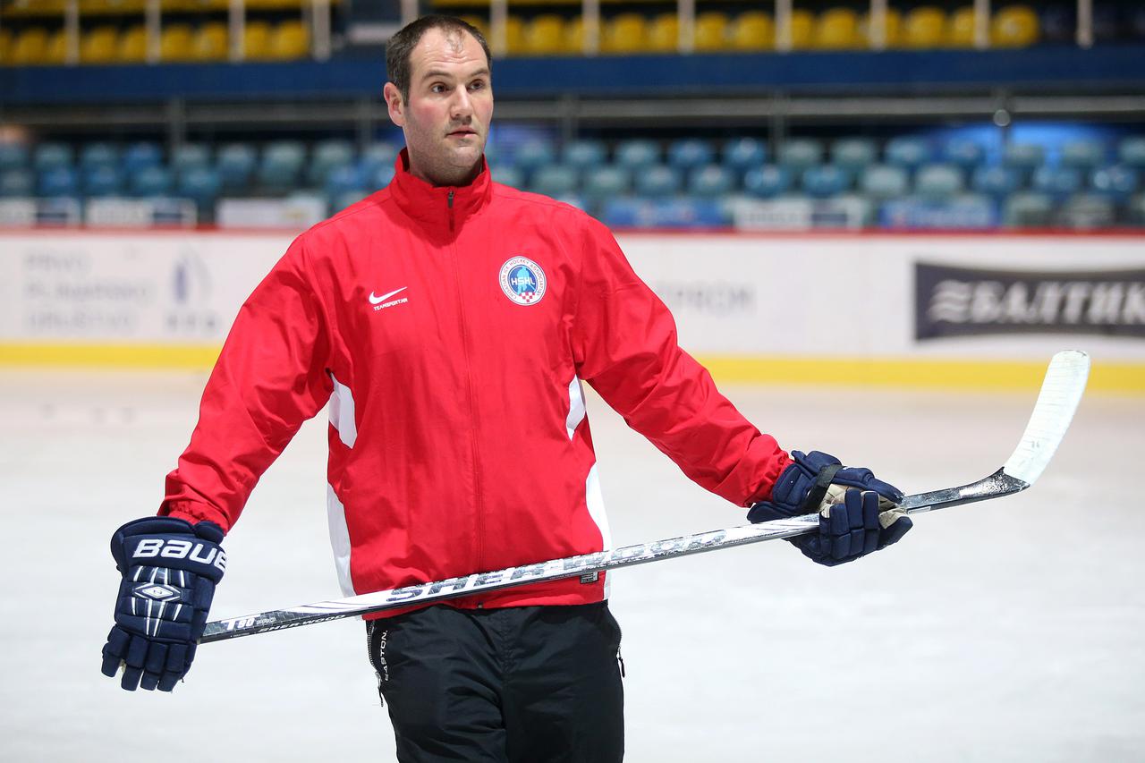 20.03.2015., Zagreb, Dom Sportova - Trening hrvatske reprezentacije hokeja na ledu u Ledenoj dvorani Doma Sportova.Don MacLaen. Photo: Igor Kralj/PIXSELL